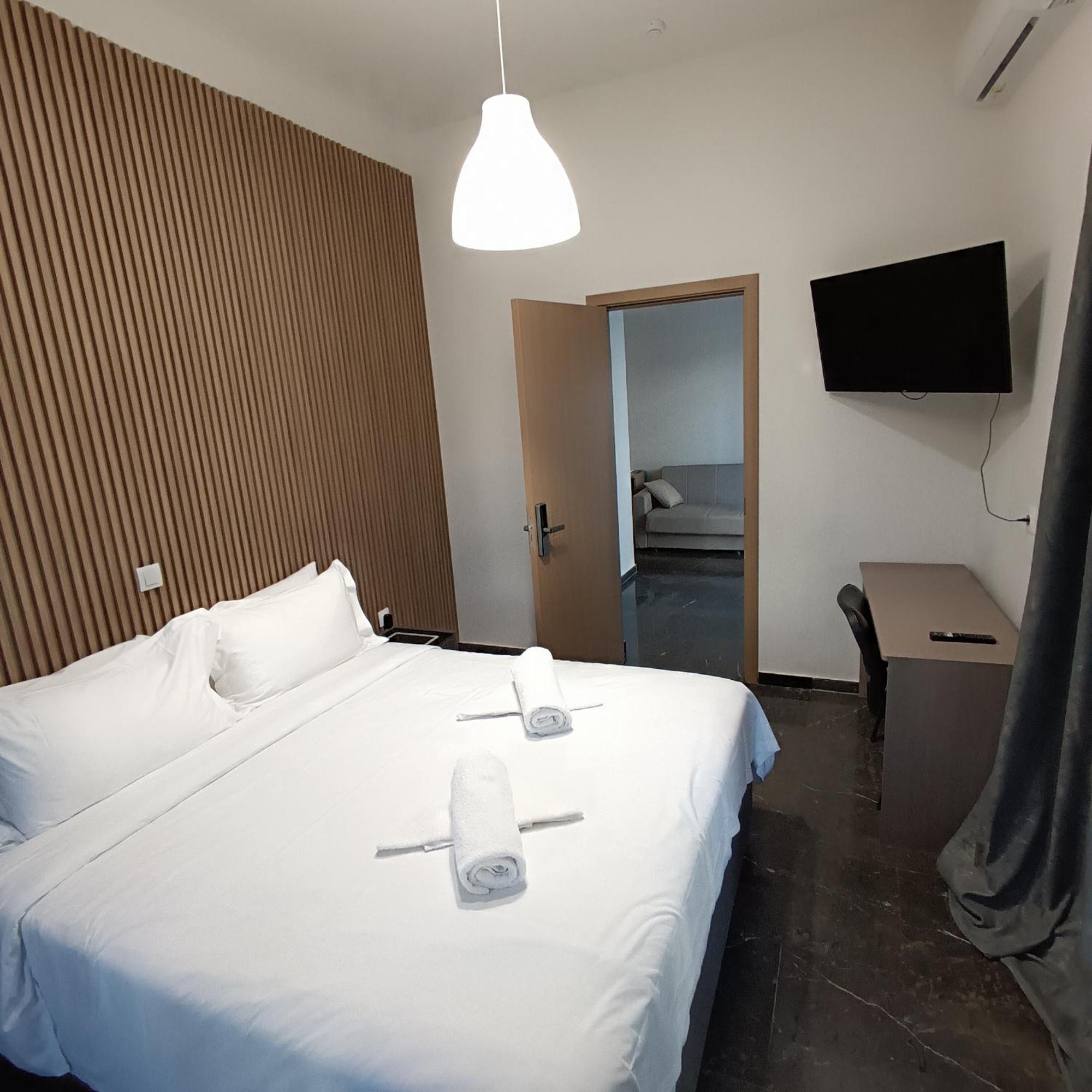 Celia Residence Atene Esterno foto